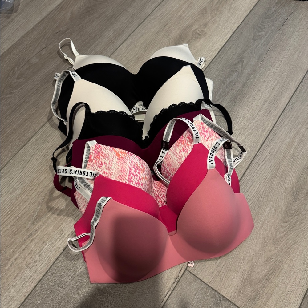 Big lot of Victoria's Secret bras